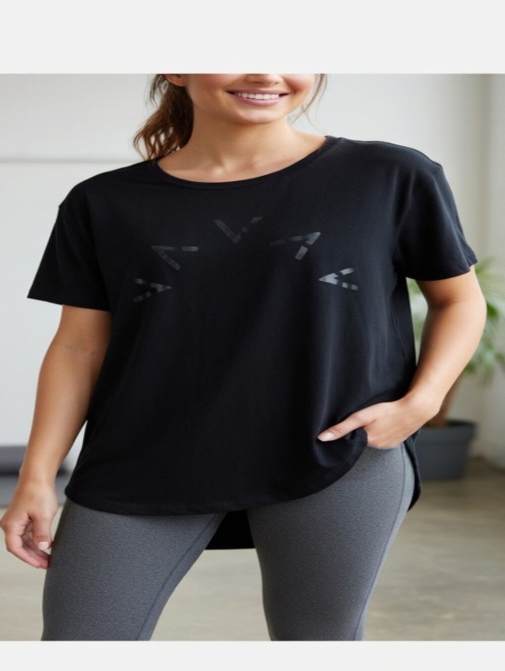 Varley Yoga Black On Black High Low Seamless Short Sleeve T-shirt XS